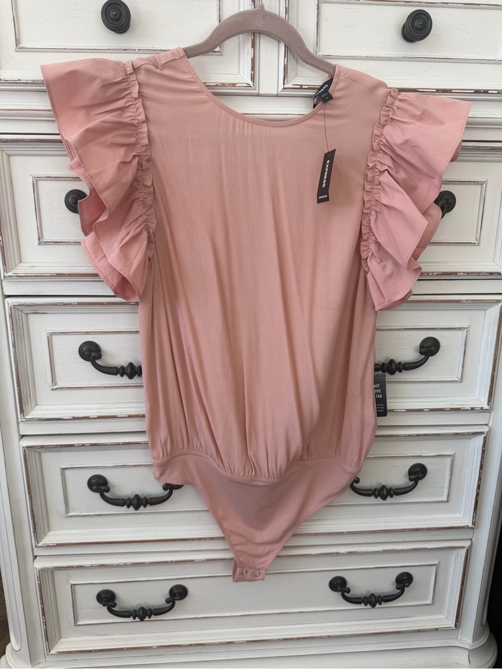 Express Blush Pink Ruffled Sleeve Bodysuit